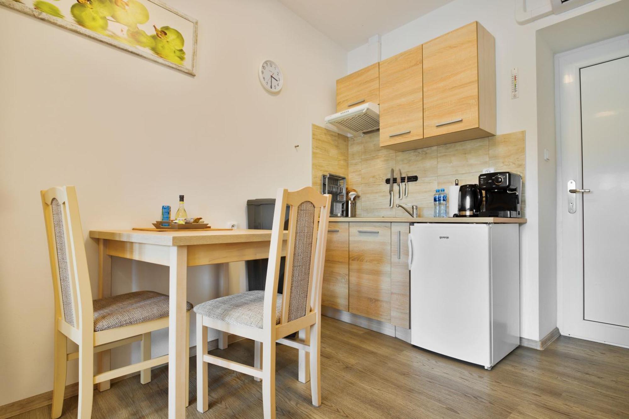 Apartmany ジェチーン エクステリア 写真