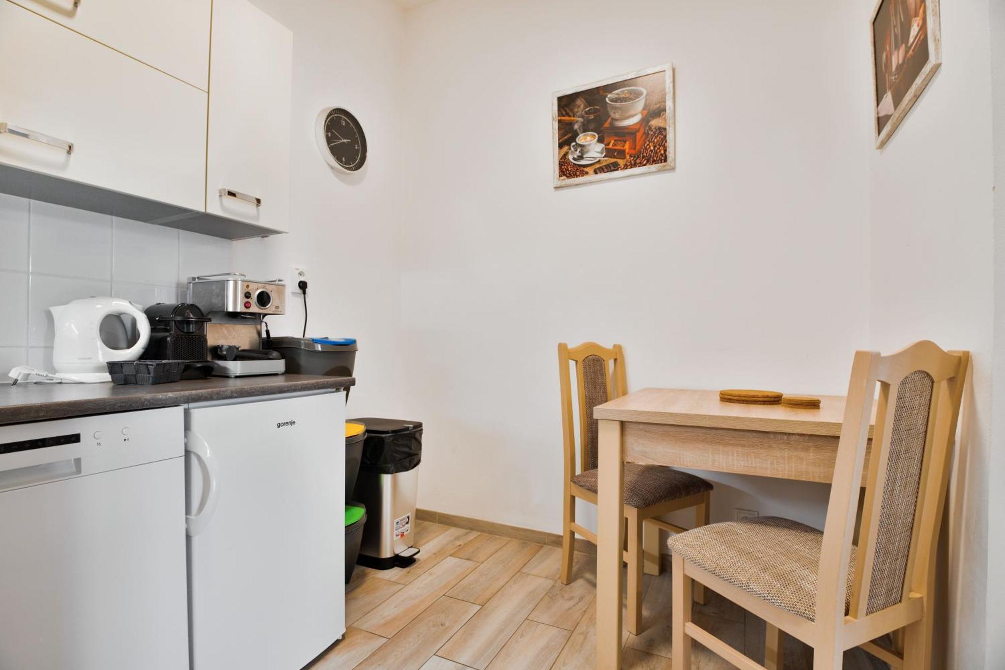 Apartmany ジェチーン エクステリア 写真