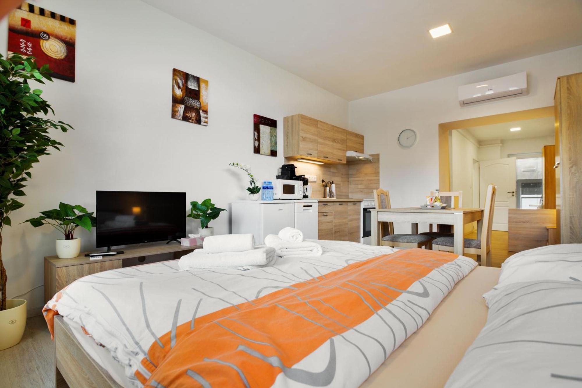 Apartmany ジェチーン エクステリア 写真